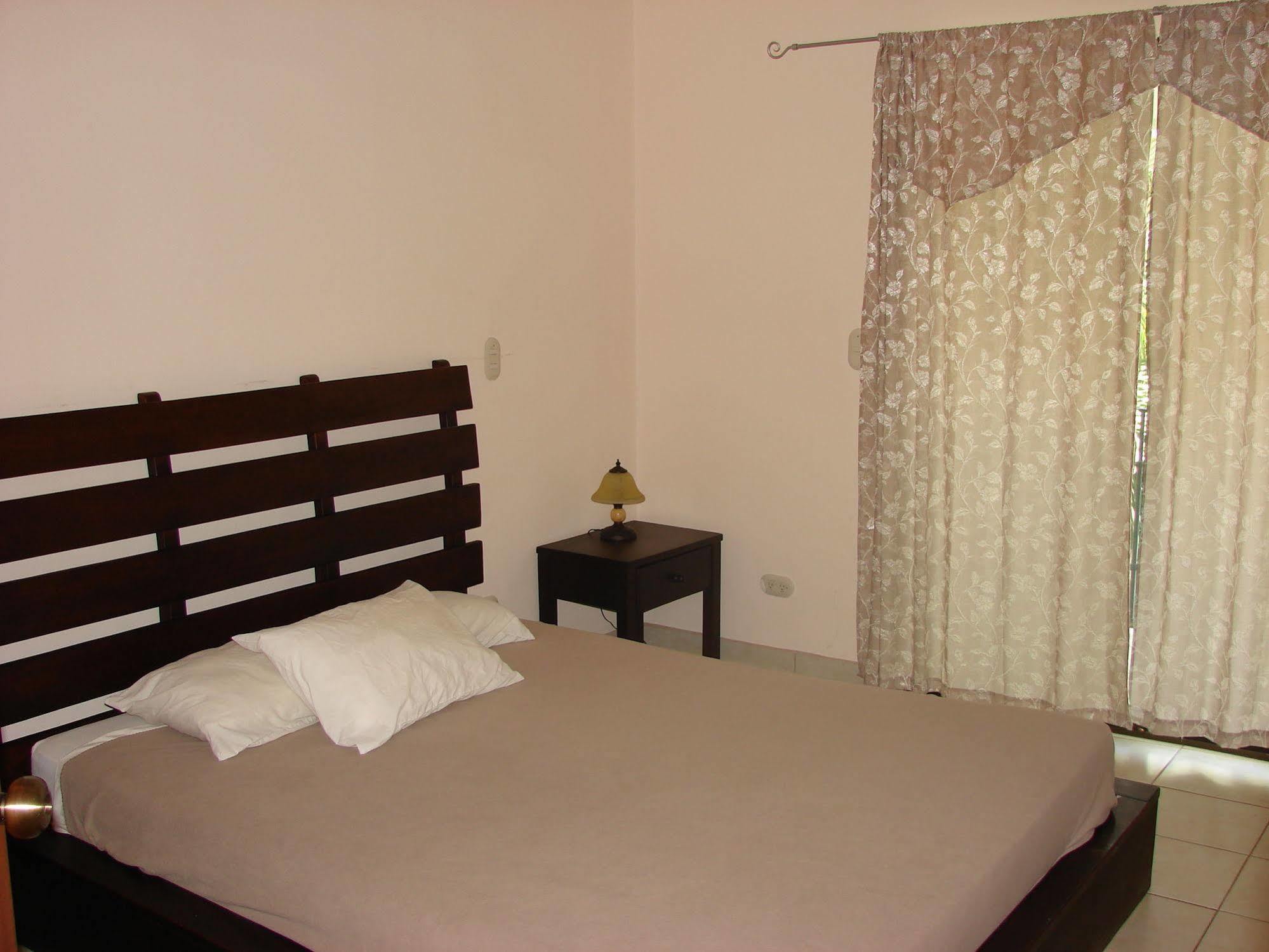 Villa Riviera 2 Bedroom Townhouse Playas del Coco Экстерьер фото